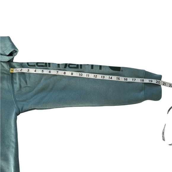 Carhartt green hoodie. (Big kids) - Picture 10 of 10